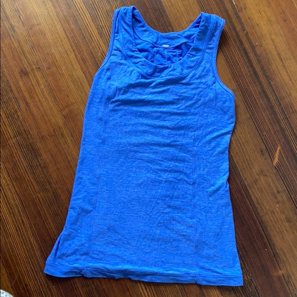 Lululemon tank
